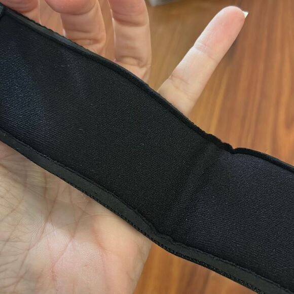 NEW Oh My BOD Gym cuffs for cable leg exercises metallic gold one pair - Picture 4 of 4